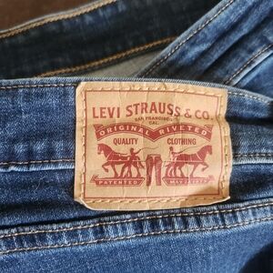 Womens Distressed Boyfriend Jeans